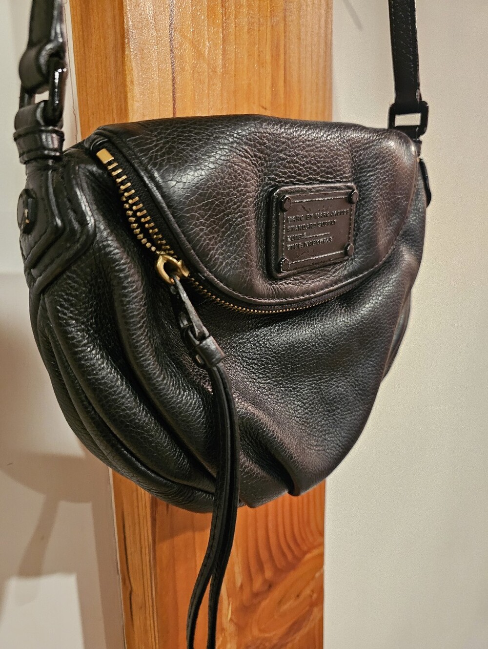 Marc Javobs Black Leather Crossbody Bag with Zip Pocket